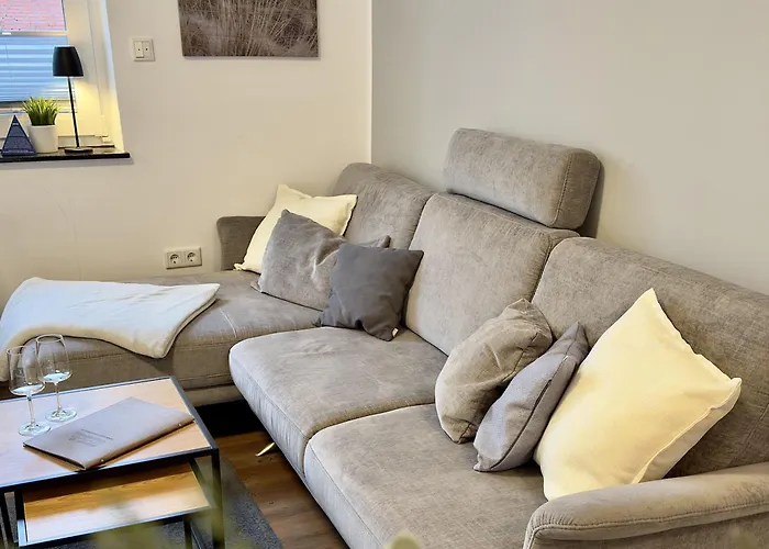 Kleine Freiheit Mit Balkon - *